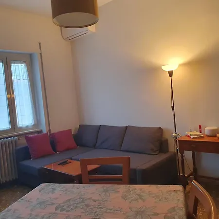 Tiburtina's Comfy And Cosy Nest 게스트하우스 로마